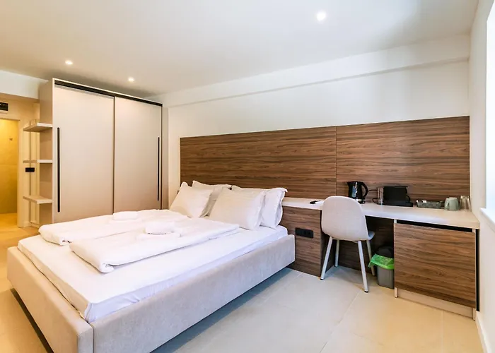 ゲストハウス Luxury Terrazza Sette 3*